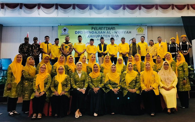 DPD Al Hidayah Riau Lantik Oktavia Sindiani sebagai Ketua DPD Al Hidayah Kabupaten Siak Periode 2025–2030